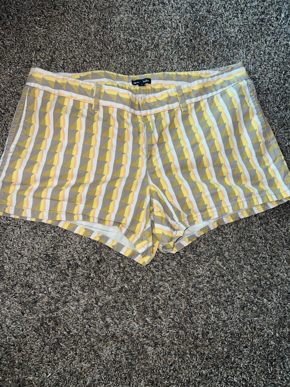 GAP Yellow White Geometric Print Shorts